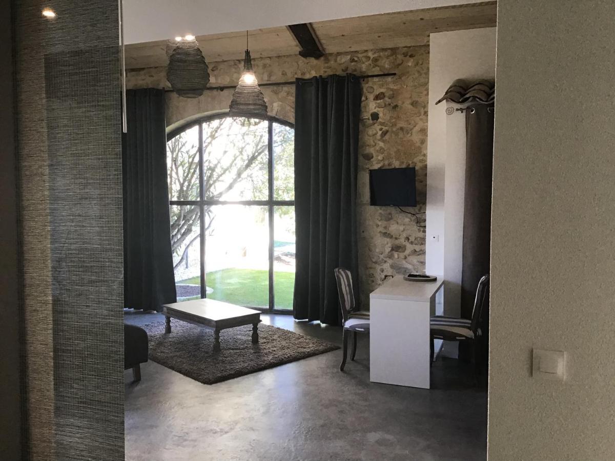 Domaine Chamarel Villa Saint-Paulet-de-Caisson Bagian luar foto