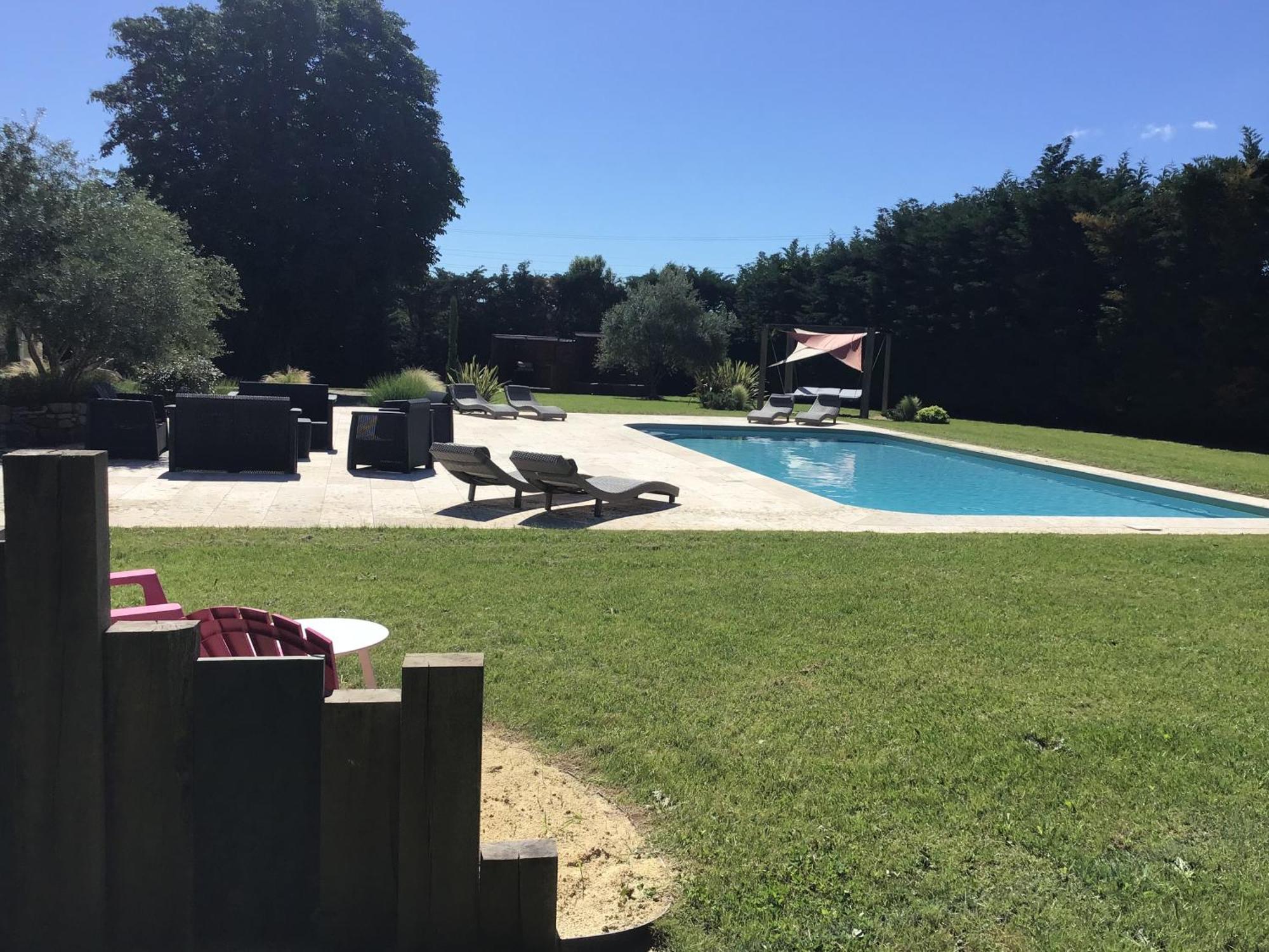 Domaine Chamarel Villa Saint-Paulet-de-Caisson Bagian luar foto